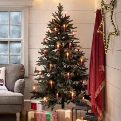 20 Bougies Rouges Pour Arbre De Noël 7 20 Bougies Rouges Pour Arbre De Noël -Boutique De Noël CA18010 sapin avec guirlande lumineuse 20 bougies rouges pour arbre de noel