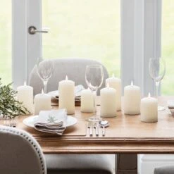 Bougie Pilier TruGlow® à LED De 10cm 14 Bougie Pilier TruGlow® à LED De 10cm -Boutique De Noël CA19009 Petite Bougie a LED Vacillante Realiste Table P4