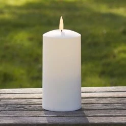 Bougie D'Extérieur à LED TruGlow® De 15cm 9 Bougie D'Extérieur à LED TruGlow® De 15cm -Boutique De Noël CA20003 grande bougie exterieure led truglow jardin p1