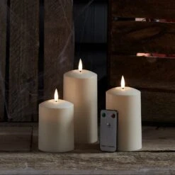 3 Bougies D'Extérieur à LED TruGlow® Avec Télécommande 21 3 Bougies D'Extérieur à LED TruGlow® Avec Télécommande -Boutique De Noël CA20004 3 bougies dexterieur a led truglow avec telecommande 2ebf980c de28 459a 98ea b370747b14be