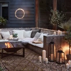 Lot De 3 Grandes Bougies D'Extérieur à LED TruGlow® -Boutique De Noël D CA2100345 lot de 3 bougies d exterieur a LED Truglow en decor de salon de jardin