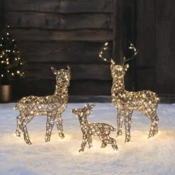Cerf De Noël Lumineux Studley De 56 Cm -Boutique De Noël D XX240089 famille de mini rennes