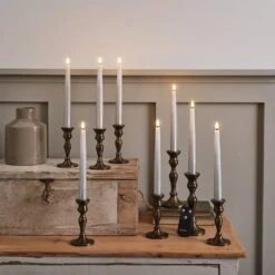 Lot De 8 Chandelles Ombrées Argentées TruGlow® Avec Télécommande -Boutique De Noël D2 CA24044 lot de 8 chandelles ombrees argentees truglow avec telecommande 2