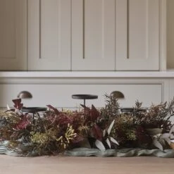 Composition Automnale Avec Trio De Porte-Bougies 9 Composition Automnale Avec Trio De Porte-Bougies -Boutique De Noël DE25006 composition automnale avec trio de porte bougies 4