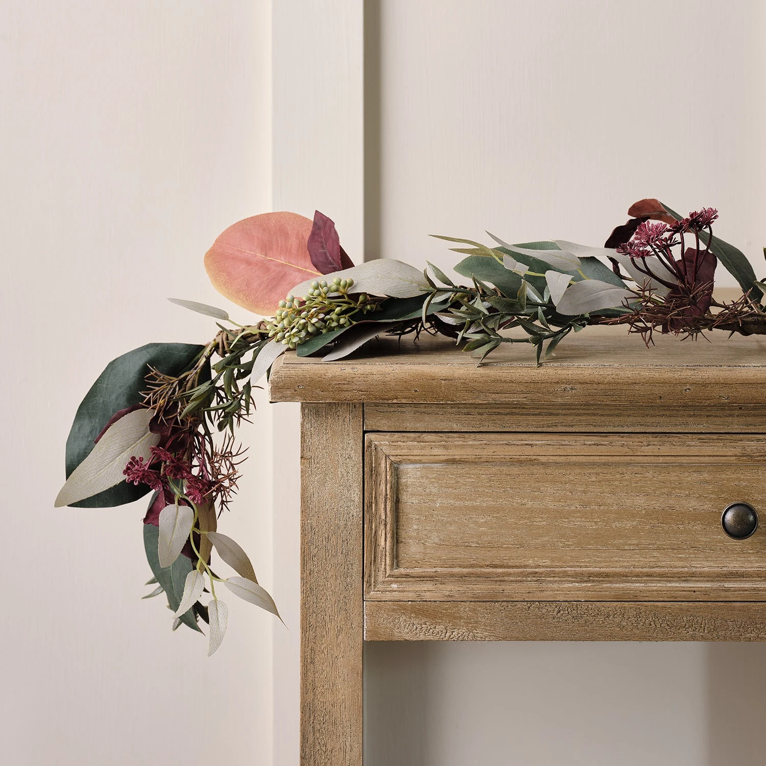 Lot De Couronne Et Guirlande Automne-Hiver En Marron Et Vert Vieilli 4 Lot De Couronne Et Guirlande Automne-Hiver En Marron Et Vert Vieilli – Image 4