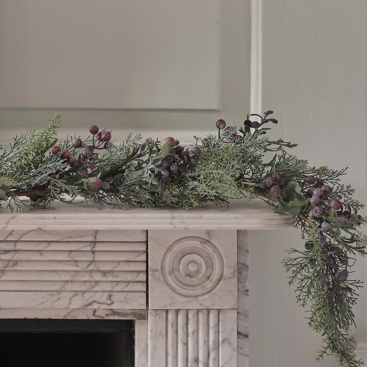 Guirlande Pré-illuminée Aux Baies Pourpres 3 Guirlande Pré-illuminée Aux Baies Pourpres – Image 3