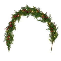 Guirlande De Noël Pré-éclairée Aux Baies Rouges 12 Guirlande De Noël Pré-éclairée Aux Baies Rouges -Boutique De Noël LL GA25009