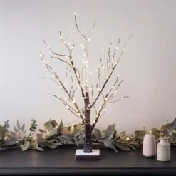 Arbre Lumineux Saupoudré De Neige Avec 108 Micro LED Blanc Chaud 5 Arbre Lumineux Saupoudré De Neige Avec 108 Micro LED Blanc Chaud -Boutique De Noël LL17033 Arbre Lumineux Miniature de Noel Close P1