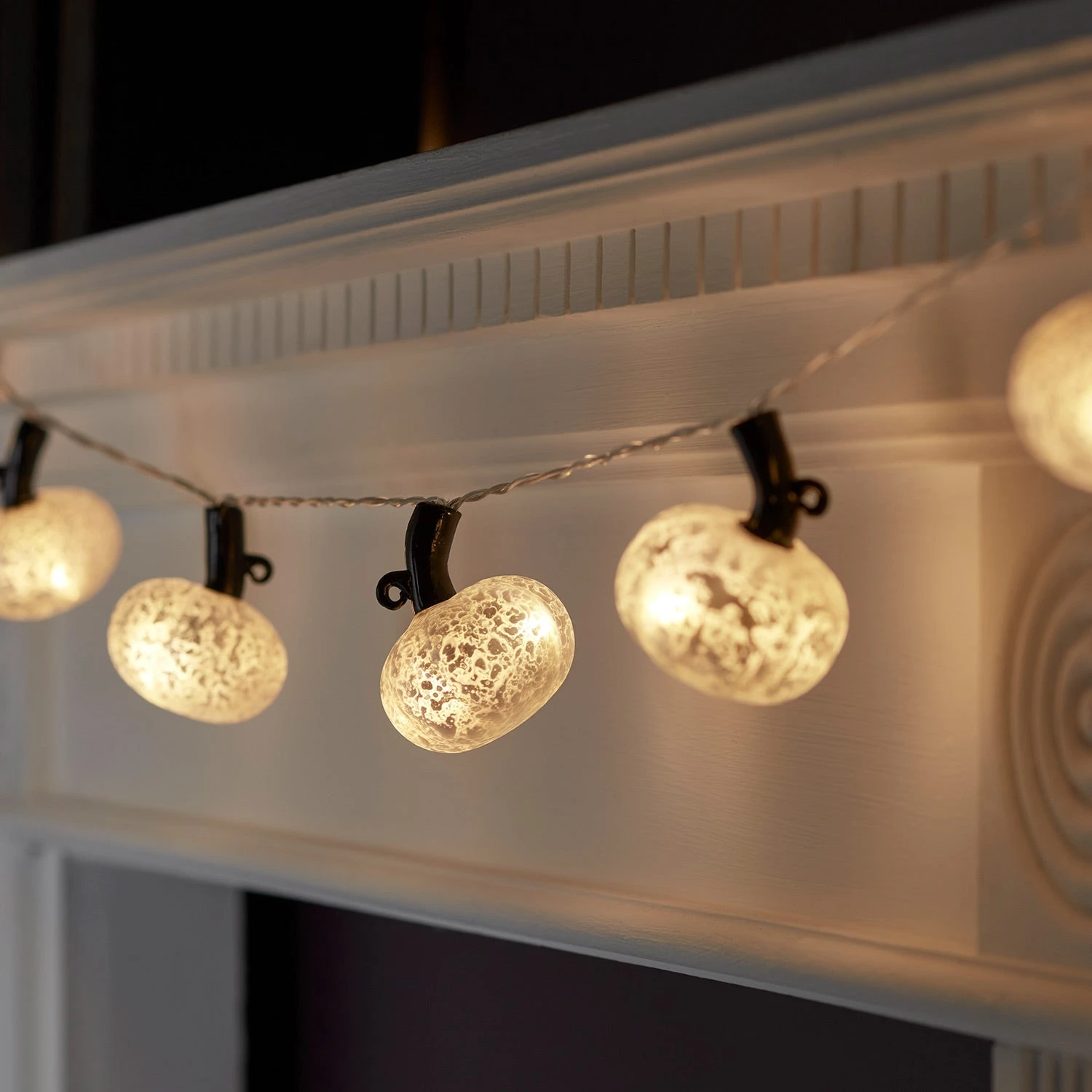 Guirlande Lumineuse 10 Citrouilles En Argent Antique à Tiges Noires 1 Guirlande Lumineuse 10 Citrouilles En Argent Antique à Tiges Noires