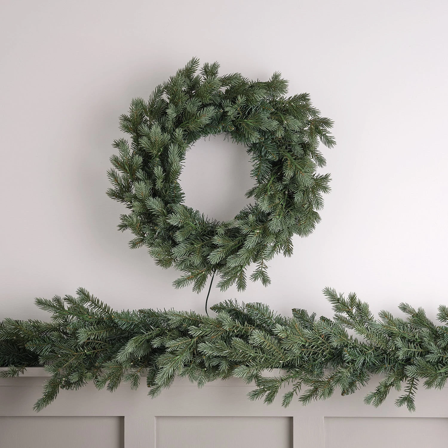 Guirlande De Noël Pré-éclairée De 1,5 M à LED Bicolores 14 Guirlande De Noël Pré-éclairée De 1,5 M à LED Bicolores – Image 14