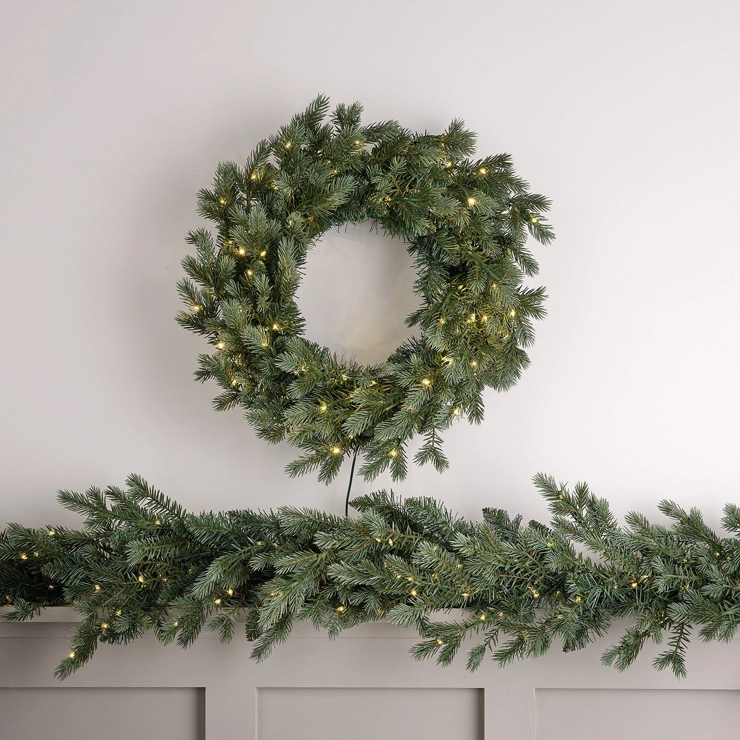 Guirlande De Noël Pré-éclairée De 1,5 M à LED Bicolores 13 Guirlande De Noël Pré-éclairée De 1,5 M à LED Bicolores – Image 13