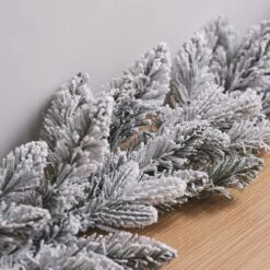 Guirlande De Noël Enneigée De 1,5 M, à LED Blanc Chaud -Boutique De Noël LL25010 guirlande de noel enneigee de 1 5 m a led blanc chaud 4