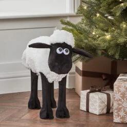 Shaun Le Mouton™ Figurine Lumineuse -Boutique De Noël STS01 Shaun le mouton en interieur 2