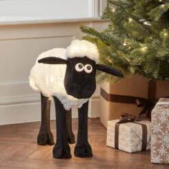 Shaun Le Mouton™ Figurine Lumineuse -Boutique De Noël STS01 Shaun le mouton en interieur 4