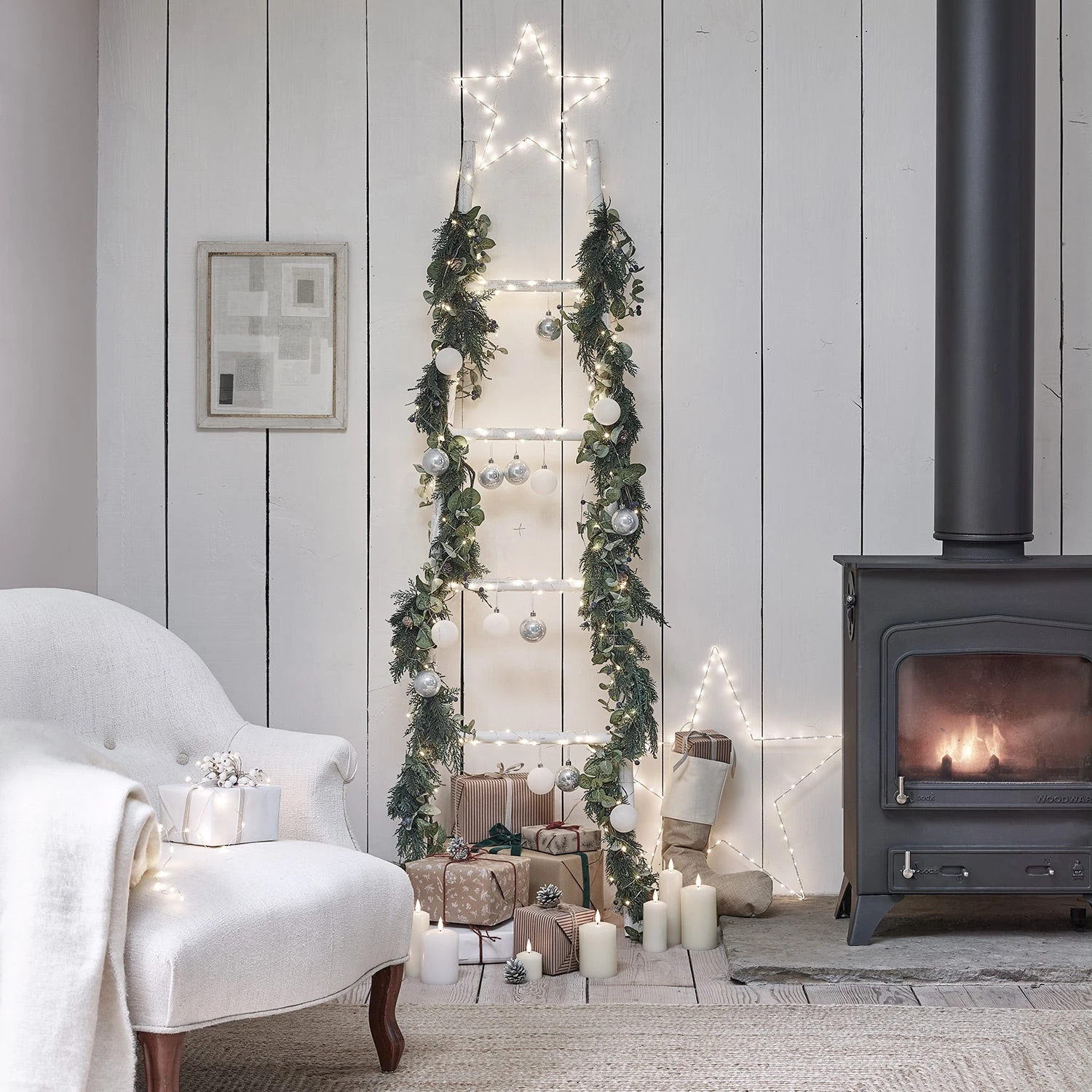 Guirlande De Noël Pré-illuminée De 2 M Avec Baies Givrées Et Pommes De Pins 2 Guirlande De Noël Pré-illuminée De 2 M Avec Baies Givrées Et Pommes De Pins – Image 2