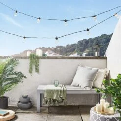 Guirlande Guinguette Core Connect 15 M 30 Ampoules Blanc Chaud Câble Noir Raccordable 8 Guirlande Guinguette Core Connect 15 M 30 Ampoules Blanc Chaud Câble Noir Raccordable -Boutique De Noël guirlande guinguette core connect sur balcon avec bougies TruGlow b3e002b7 9656 4349 8f12 8b7d71411209