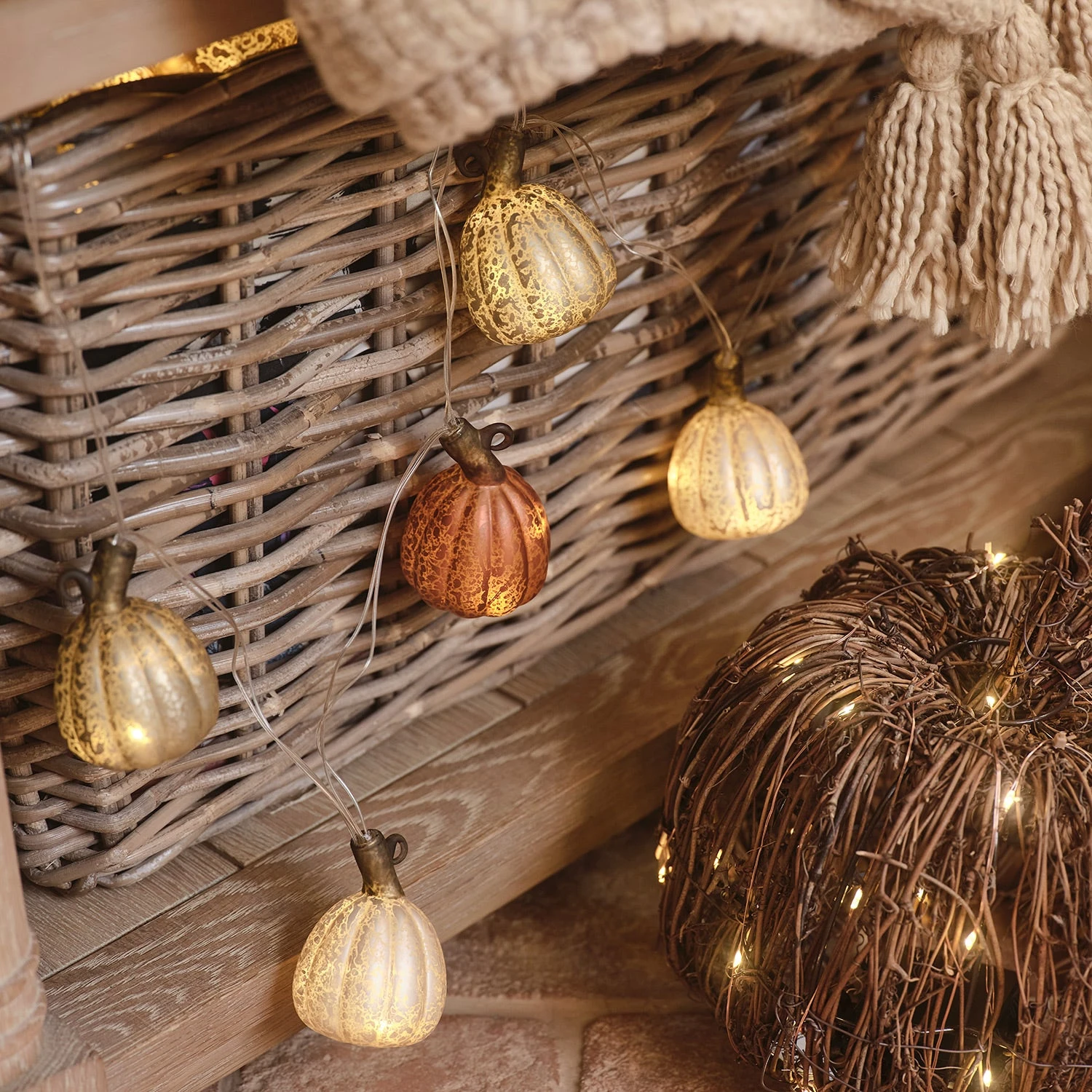 Guirlande Lumineuse à 8 Citrouilles En Verre 2 Guirlande Lumineuse à 8 Citrouilles En Verre – Image 2
