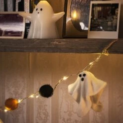 Guirlande Lumineuse D’Halloween En Feutre Avec 20 Micro LED 11 Guirlande Lumineuse D’Halloween En Feutre Avec 20 Micro LED -Boutique De Noël guirlande lumineuse a fantome en deco d etagere