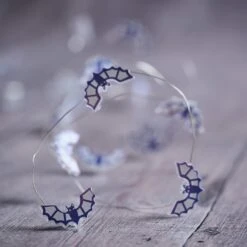 Lot De Cloche En Verre & Guirlande Micro LED Chauves-souris 14 Lot De Cloche En Verre & Guirlande Micro LED Chauves-souris -Boutique De Noël guirlande lumineuse micro led a 20 chauves souris 1 1